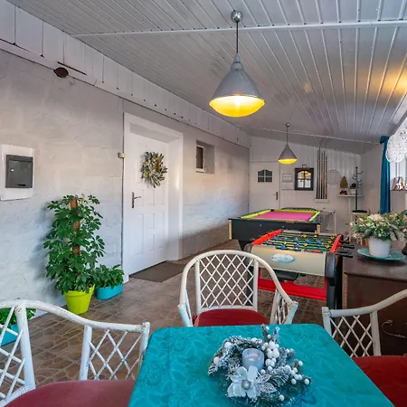 住宿加早餐酒店 Harmont Montis- Dawna Zajacowka- Idealna Lokalizacja - Lesna Enklawa W Centrum Miasta! Sauna, Masaze, Zabiegi Spa! 3*