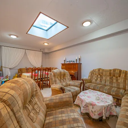 住宿加早餐酒店 Harmont Montis- Dawna Zajacowka- Idealna Lokalizacja - Lesna Enklawa W Centrum Miasta! Sauna, Masaze, Zabiegi Spa! 3*