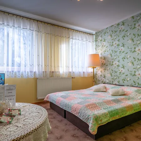 Harmont Montis- Dawna Zajacowka- Idealna Lokalizacja - Lesna Enklawa W Centrum Miasta! Sauna, Masaze, Zabiegi Spa! 3* 斯克拉斯卡波伦巴