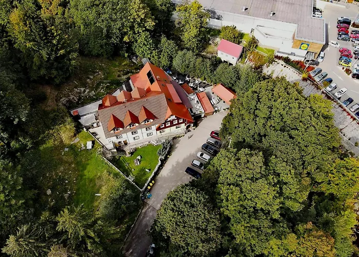 Harmont Montis- Dawna Zajacowka- Idealna Lokalizacja - Lesna Enklawa W Centrum Miasta! Sauna, Masaze, Zabiegi Spa! Panzió 3*