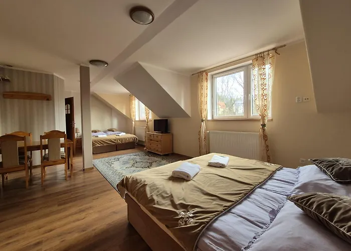 Panzió Harmont Montis- Dawna Zajacowka- Idealna Lokalizacja - Lesna Enklawa W Centrum Miasta! Sauna, Masaze, Zabiegi Spa!