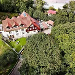 Nocleg ze śniadaniem Harmont Montis- Dawna Zającówka- Idealna Lokalizacja - Leśna Enklawa W Centrum Miasta! Sauna, Masaże, Zabiegi Spa!