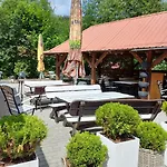 Nocleg ze śniadaniem Harmont Montis- Dawna Zającówka- Idealna Lokalizacja - Leśna Enklawa W Centrum Miasta! Sauna, Masaże, Zabiegi Spa! Szklarska Poręba