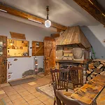 Nocleg ze śniadaniem Harmont Montis- Dawna Zającówka- Idealna Lokalizacja - Leśna Enklawa W Centrum Miasta! Sauna, Masaże, Zabiegi Spa!