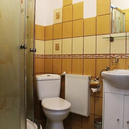 Harmont Montis- Dawna Zajacowka- Idealna Lokalizacja - Lesna Enklawa W Centrum Miasta! Sauna, Masaze, Zabiegi Spa! לינה וארוחת בוקר שצ'קלארסקה פוראובה
