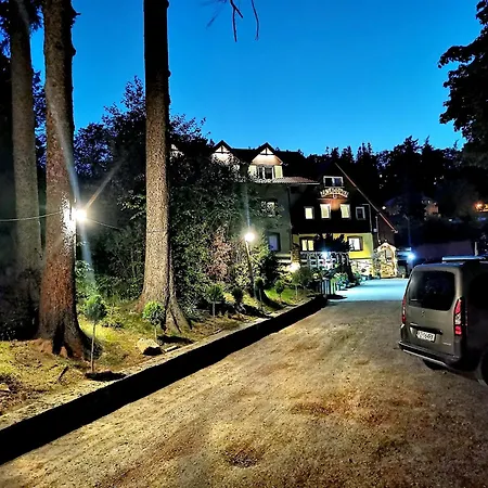 Harmont Montis- Dawna Zajacowka- Idealna Lokalizacja - Lesna Enklawa W Centrum Miasta! Sauna, Masaze, Zabiegi Spa! 3* Schreiberhau