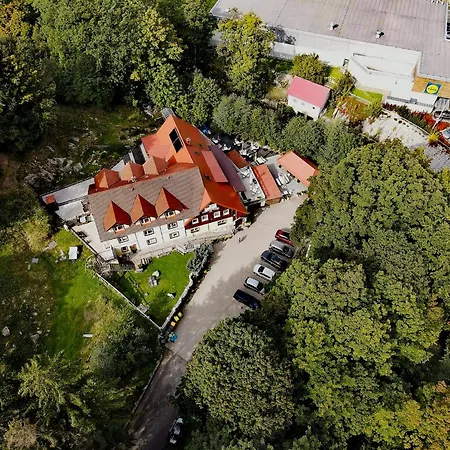 Harmont Montis- Dawna Zajacowka- Idealna Lokalizacja - Lesna Enklawa W Centrum Miasta! Sauna, Masaze, Zabiegi Spa! Bed & Breakfast 2*