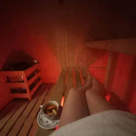 Bed & Breakfast Harmont Montis- Dawna Zajacowka- Idealna Lokalizacja - Lesna Enklawa W Centrum Miasta! Sauna, Masaze, Zabiegi Spa!