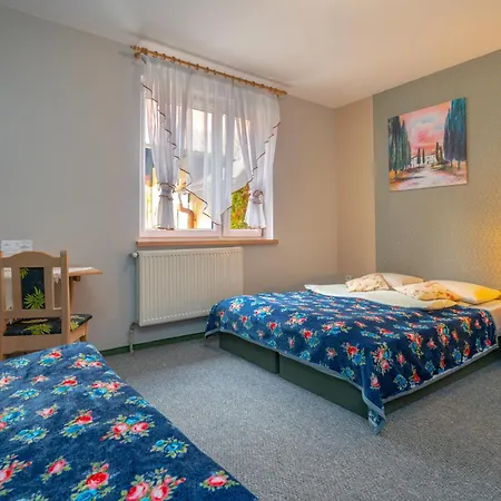 Bed & Breakfast Harmont Montis- Dawna Zajacowka- Idealna Lokalizacja - Lesna Enklawa W Centrum Miasta! Sauna, Masaze, Zabiegi Spa! Szklarska Poreba