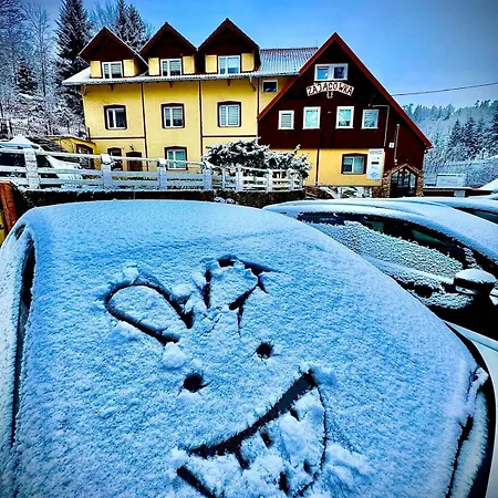Bed & Breakfast Harmont Montis- Dawna Zajacowka- Idealna Lokalizacja - Lesna Enklawa W Centrum Miasta! Sauna, Masaze, Zabiegi Spa!
