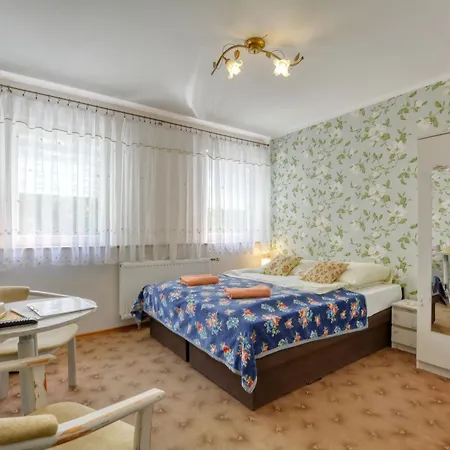 Harmont Montis- Dawna Zajacowka- Idealna Lokalizacja - Lesna Enklawa W Centrum Miasta! Sauna, Masaze, Zabiegi Spa! 住宿加早餐酒店 斯克拉斯卡波伦巴