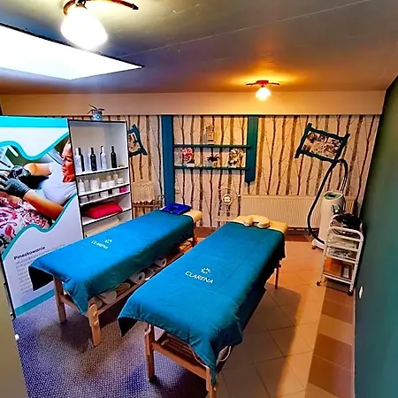 Bed & Breakfast Harmont Montis- Dawna Zajacowka- Idealna Lokalizacja - Lesna Enklawa W Centrum Miasta! Sauna, Masaze, Zabiegi Spa!